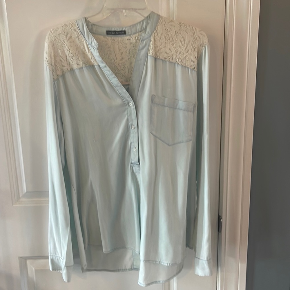 Chelsea & Theadore blouse